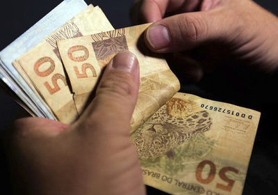 Reajuste: Governo prope salrio mnimo de R$ 1.502 em 2025