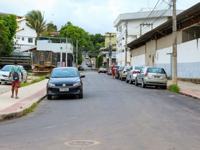 Cachoeiro: ruas do bairro Maria Ortiz so entregues com nova pavimentao